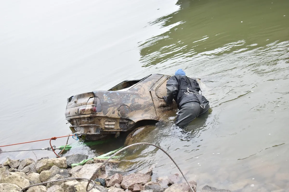 holttest, Paks, eltűnt, Duna