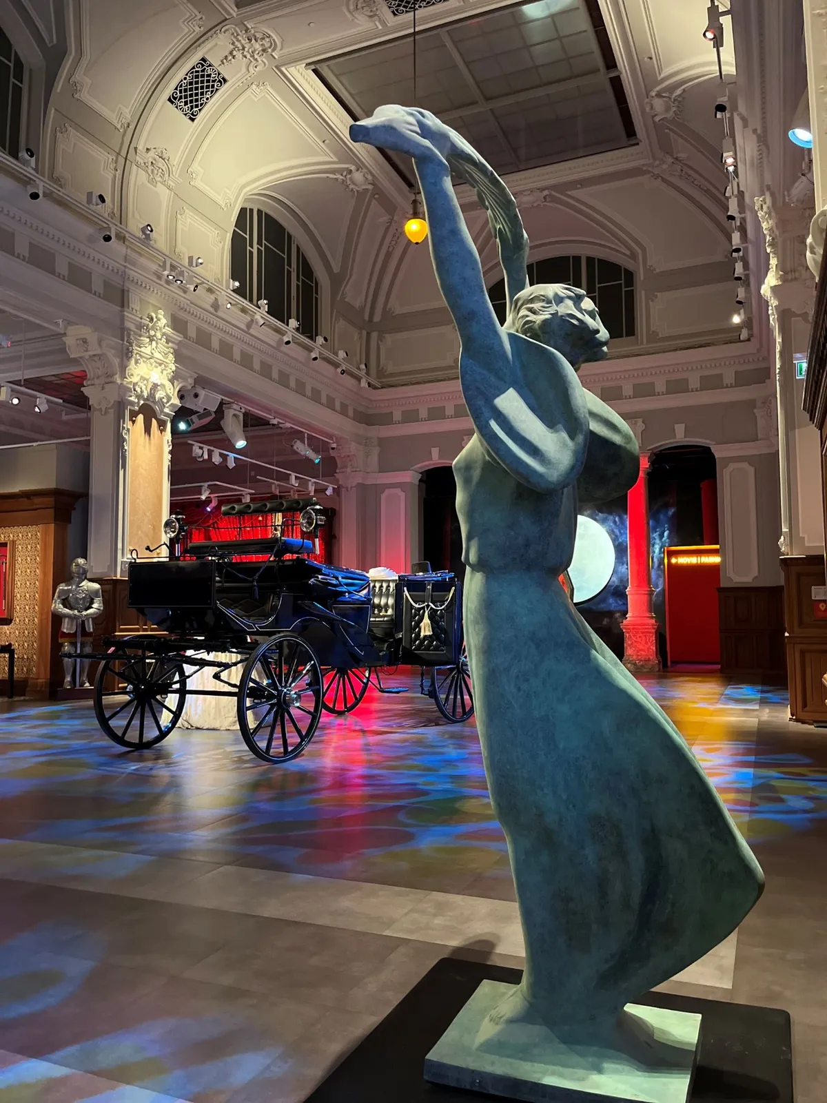 A Szabadság-szobor kicsinyített mása.