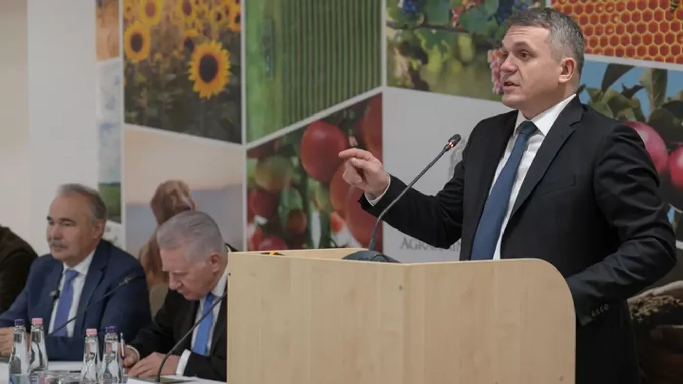 NAK-elnök: egy hónap alatt több mint 120 ezren írták alá az agrárpetíciót