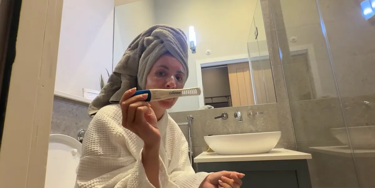 Teherbe esett Bonnie Blue