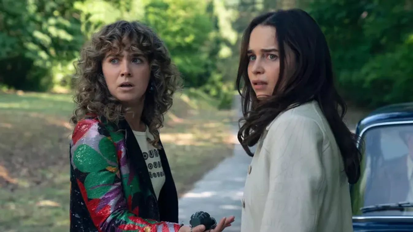 Emilia Clarke magyar színészekkel veszi fel a harcot a KGB-vel: A Ponies letarolta a streaminget