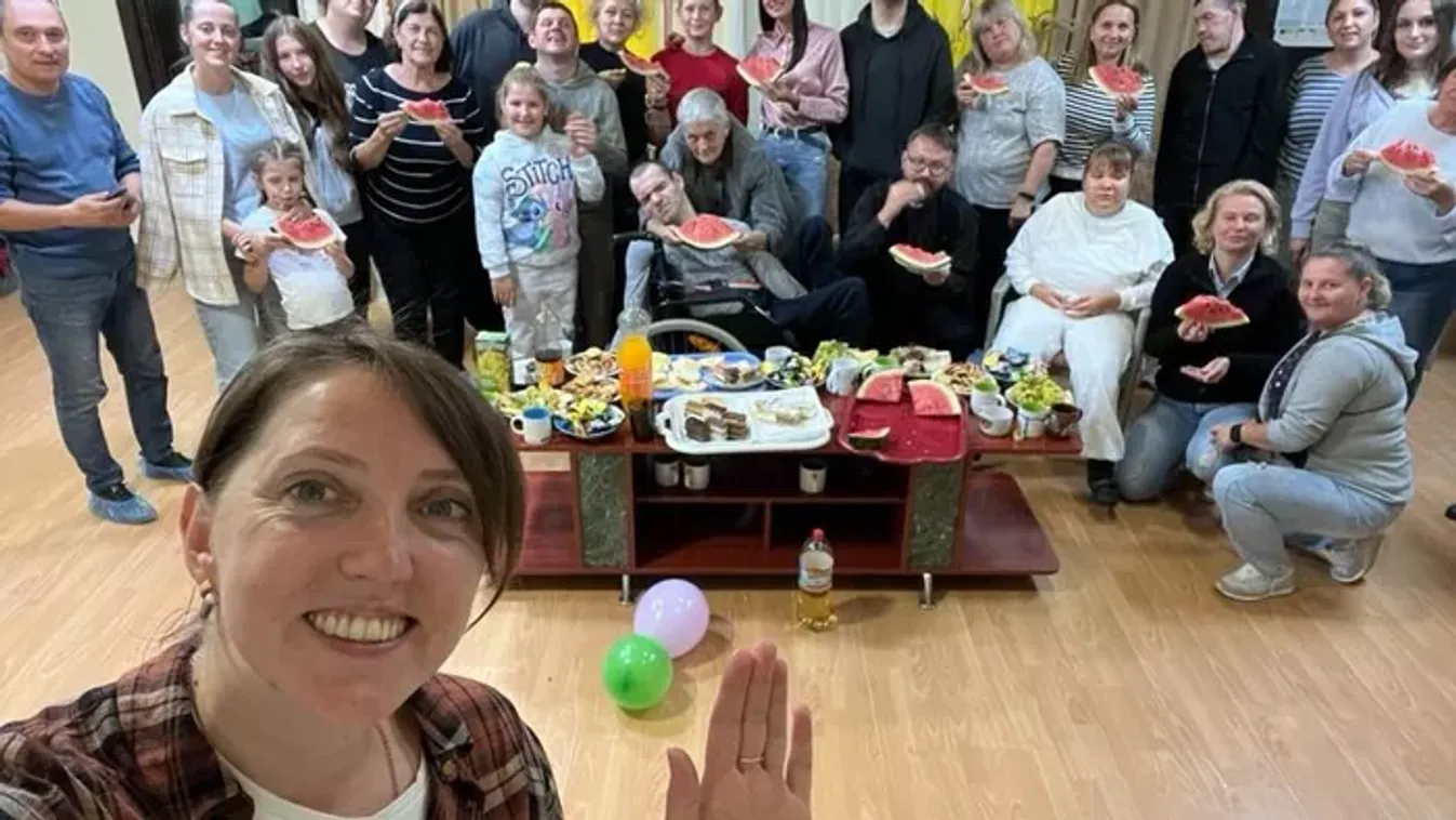 "Egy időben azt hittük, pár napon belül vége lesz a háborúnak" – így tartják egymásban a lelket Huszton