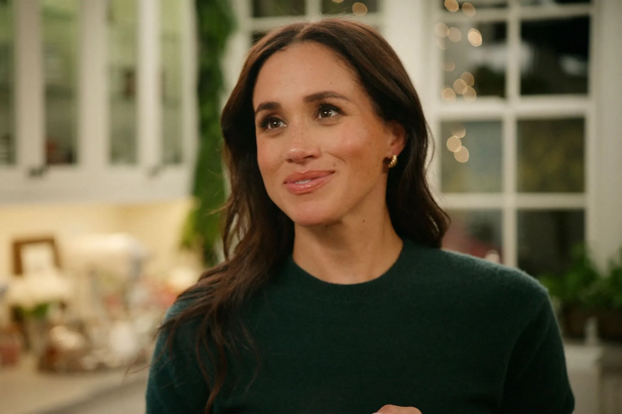 Meghan Markle óriási bukása: Ingyen szórják a termékeit