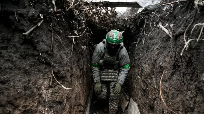 „Ha nem vagy száraz, meghalsz” – Így tartják melegen magukat az ukrán katonák a hideg árkokban