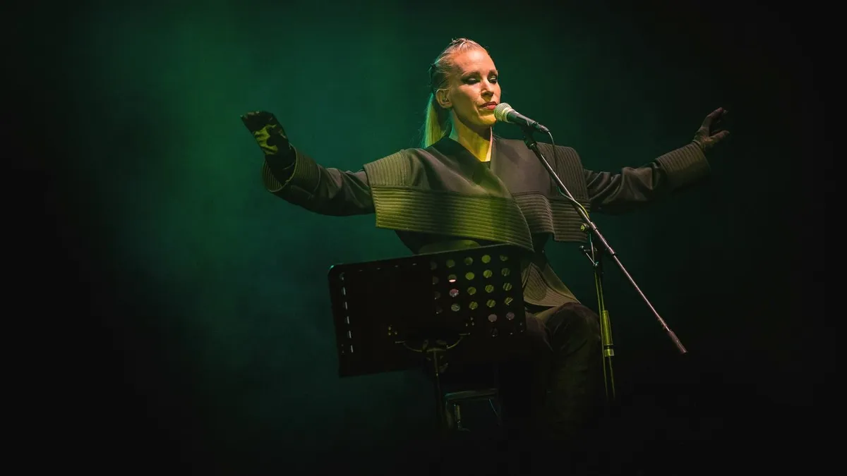 Pásztor Annát érdekelte, hogy mégis mi az ő valódi küldetése.