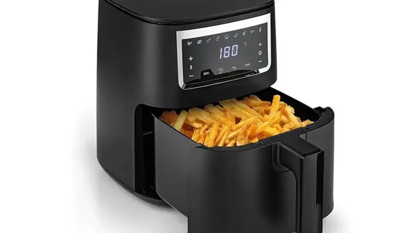 Hihetetlen, mire bukkantunk a Spar-ban: már 14 ezerért lehet air fryert venni!