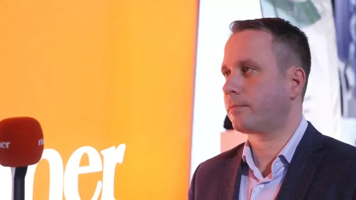 Dömötör Csaba: nyílt összejáték van a kijevi és a brüsszeli vezetés között