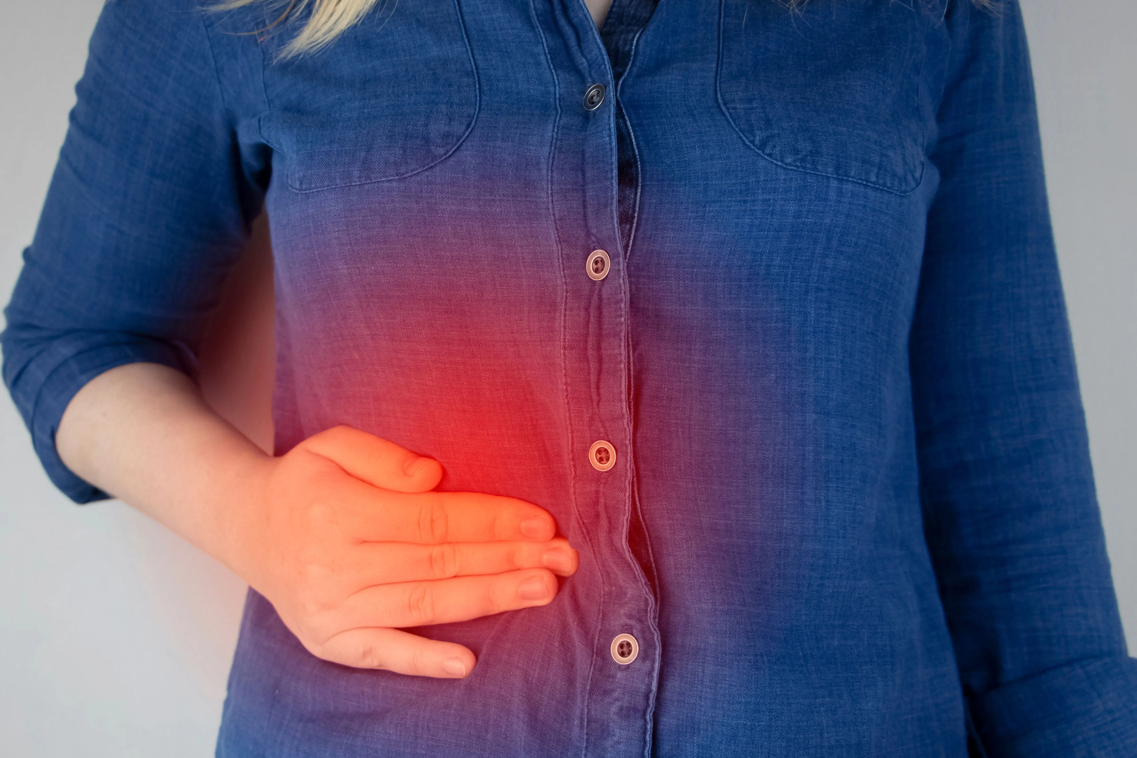 A májad nem felejt: 5 ártalmatlannak tűnő szokás, ami komoly kárt okozhat