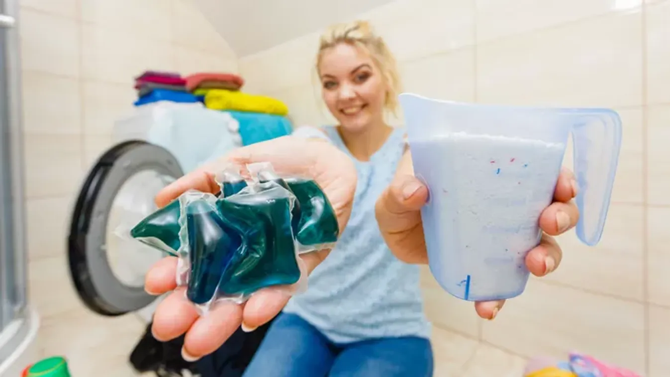 Mosópor, mosószer vagy kapszula? Ezt válaszd, ha megkímélnéd a pénztárcádat és a ruháidat is