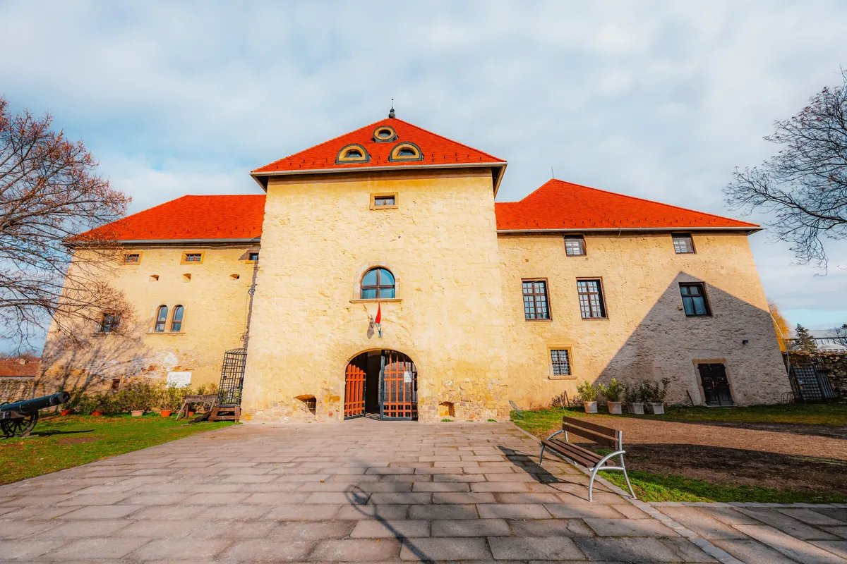 A szerencsi magyar vár.