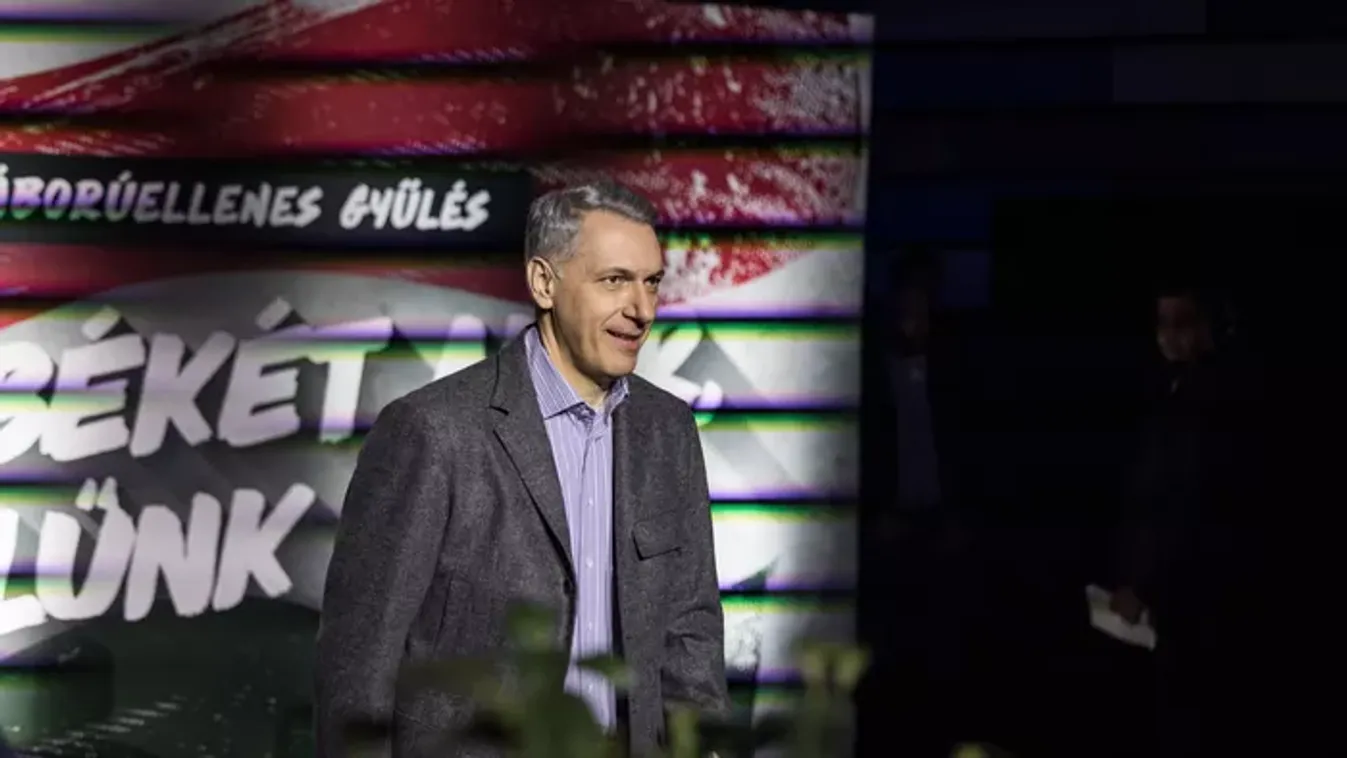 Lázár János: A péceli Lázárinfón is fütyültek a tiszások 9000 ember halálára!