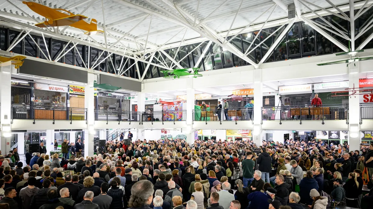 A Tisza Párt ismét fizetett provokátorokat küldött