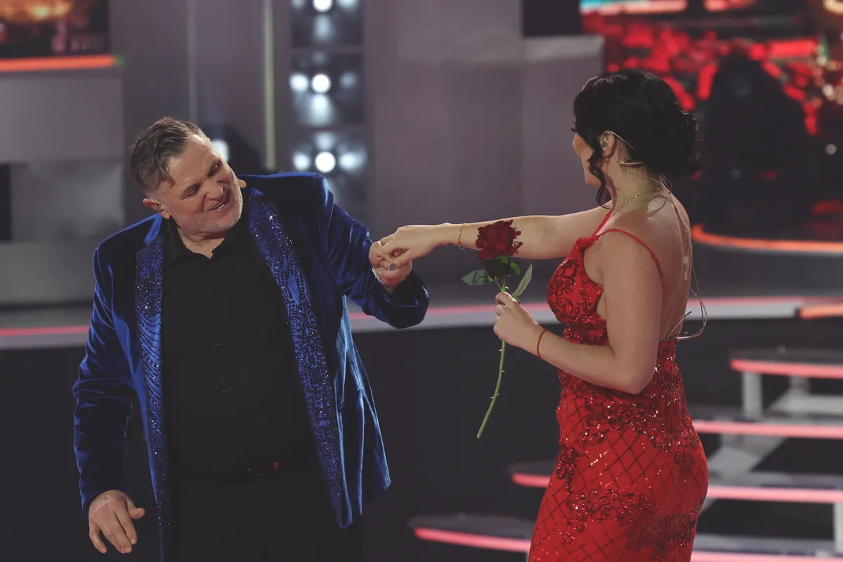 Galambos Lajos Stana Alexandrának adta a rózsát A Nagy Duett 2026-os évadában...