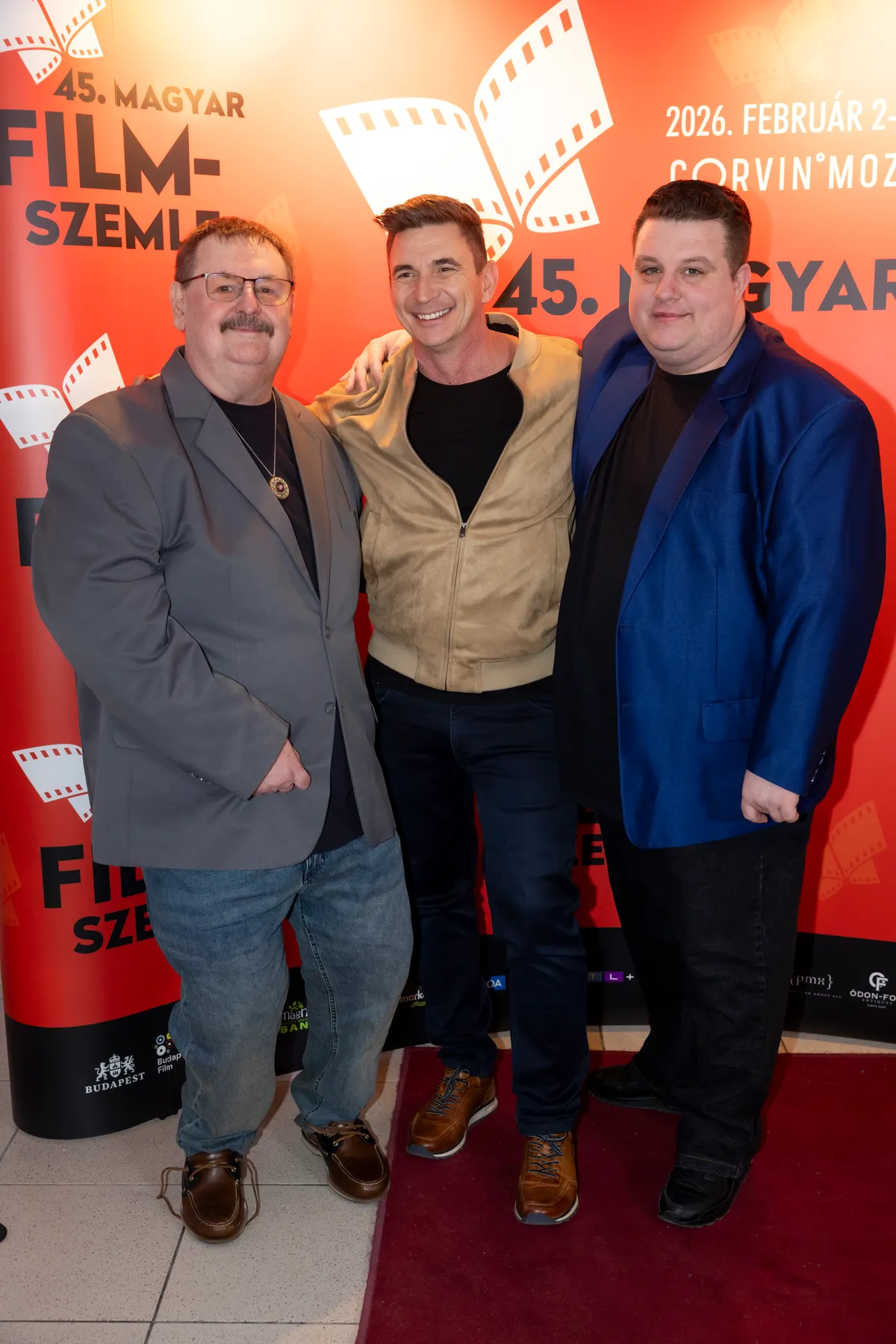 Hot feltöltés
Kovács István Kovi 45 éve házasok: "Soha nem lenne más feleségem, mint Magdikám"