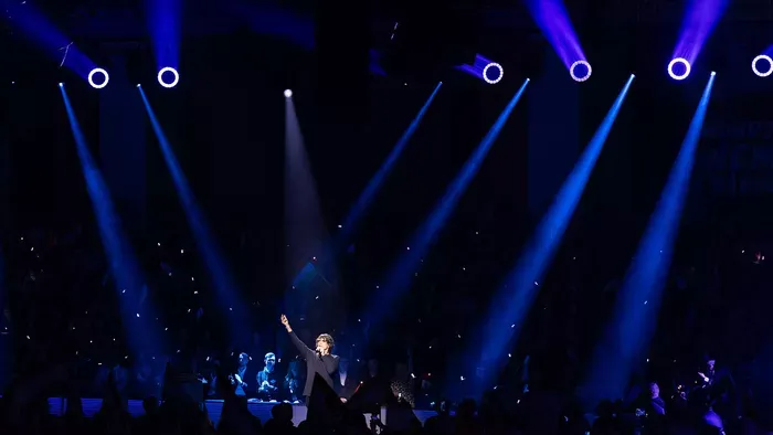 Óriási az érdeklődés a Háborúellenes Gyűlésen - Fotók