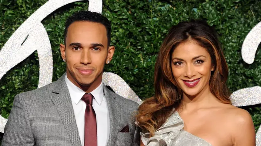 Ők voltak Lewis Hamilton dögös barátnői