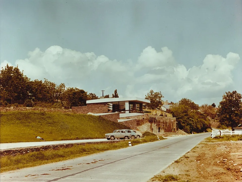 sellő étterem egy retró fotón