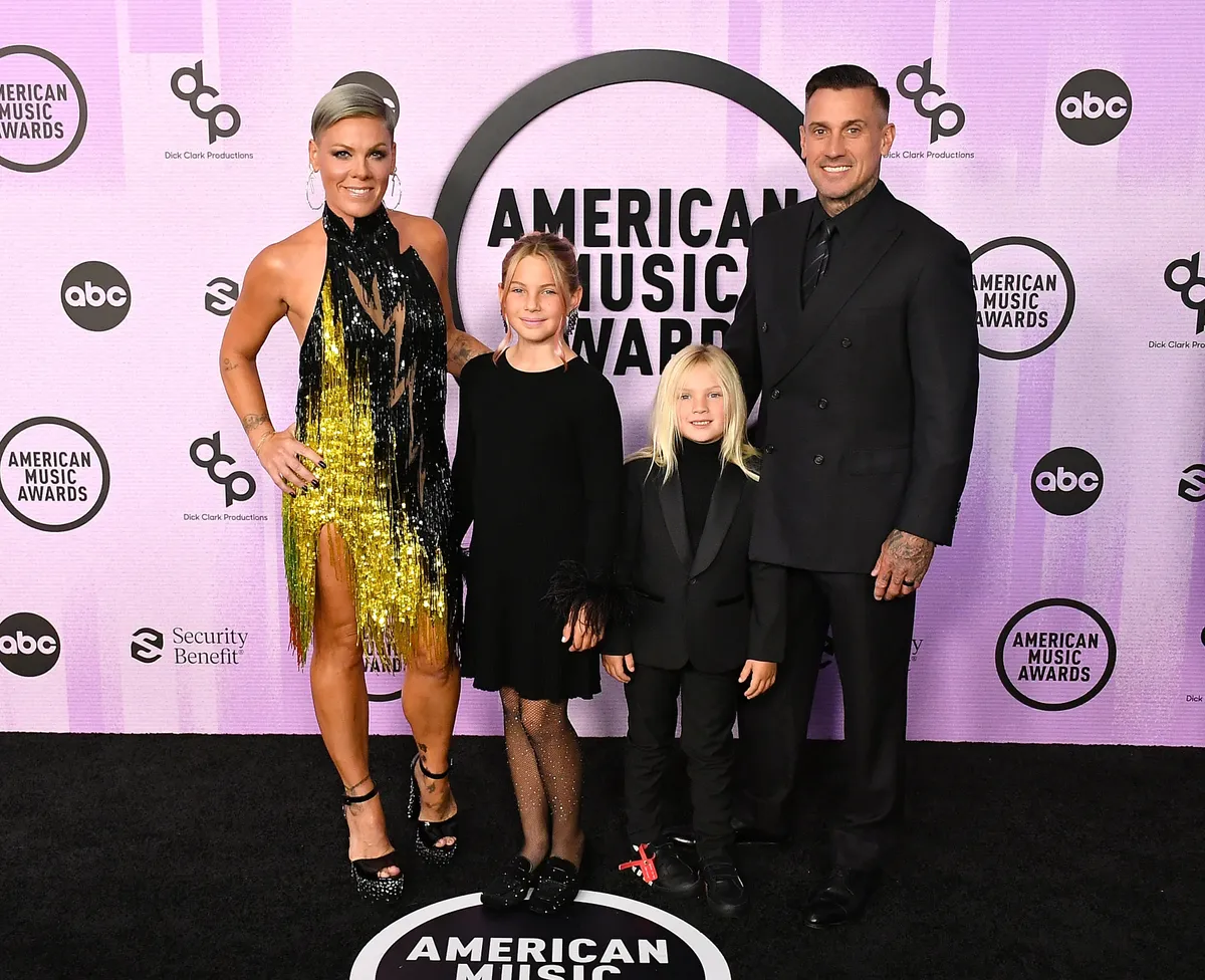 Pink és családja még egy 2022-es díjátadón