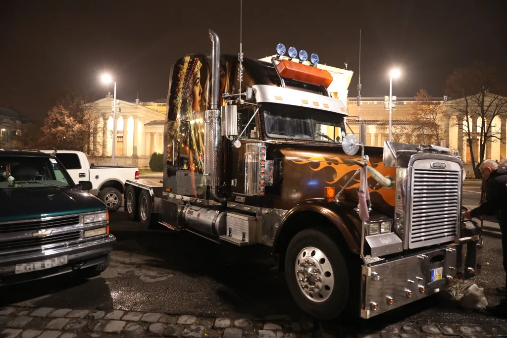 Gyertyagyújtás Fenyő Miklósért