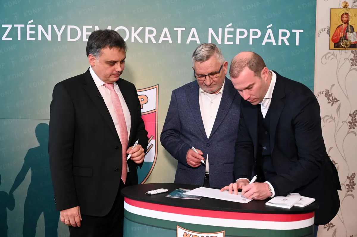 FÖLDI László; ÁRPÁD-HÁZI SZENT MARGIT; HOLLIK István; LATORCAI Csaba