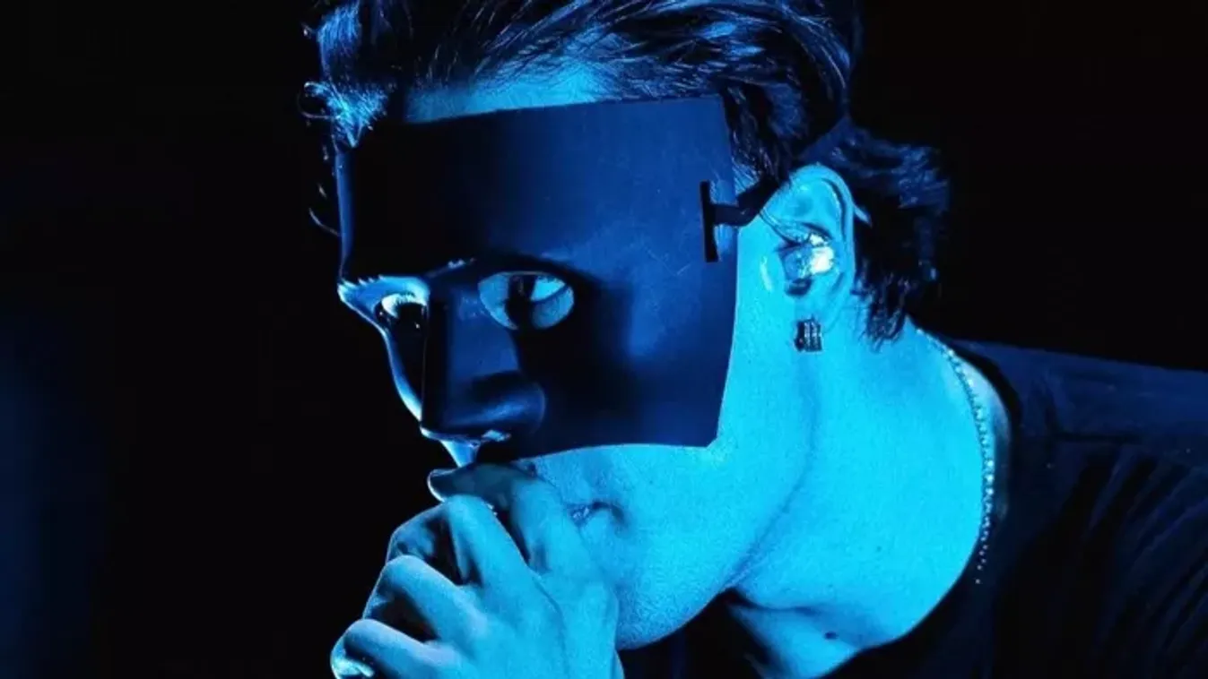 T. Danny maszkja divatot teremtett: miért takargatják magukat a legnagyobb sztárok?