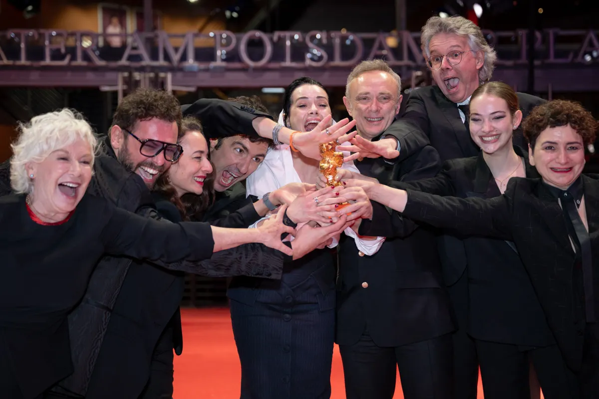 Berlinale 2026: A Gelbe Briefe (Yellow Letters) című film stábja így örül az elismerésnek