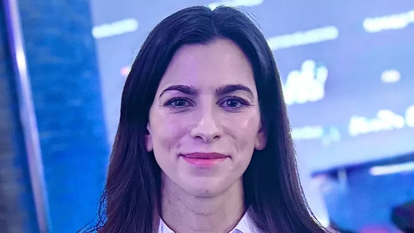 Szentkirályi Alexandra: Mi a gyermekeink és unokáink jövőjét tartjuk szem előtt, a Tisza csak a rövid távú pénzügyi érdekeit