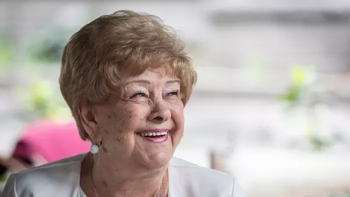 Pásztor Erzsi állapota nem javul