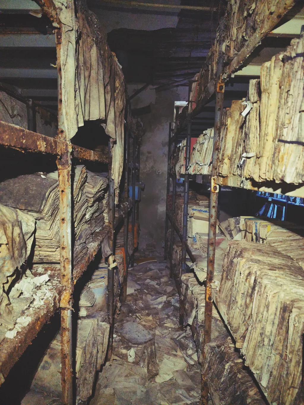 Poros akták és leleltek.