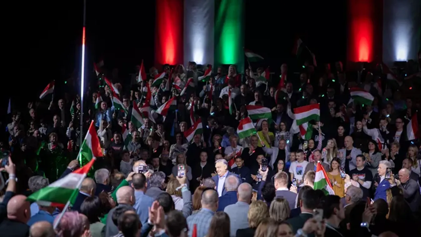 Háborúellenes Gyűlés: a szombathelyiek szerint a fiatalok jövője a tét