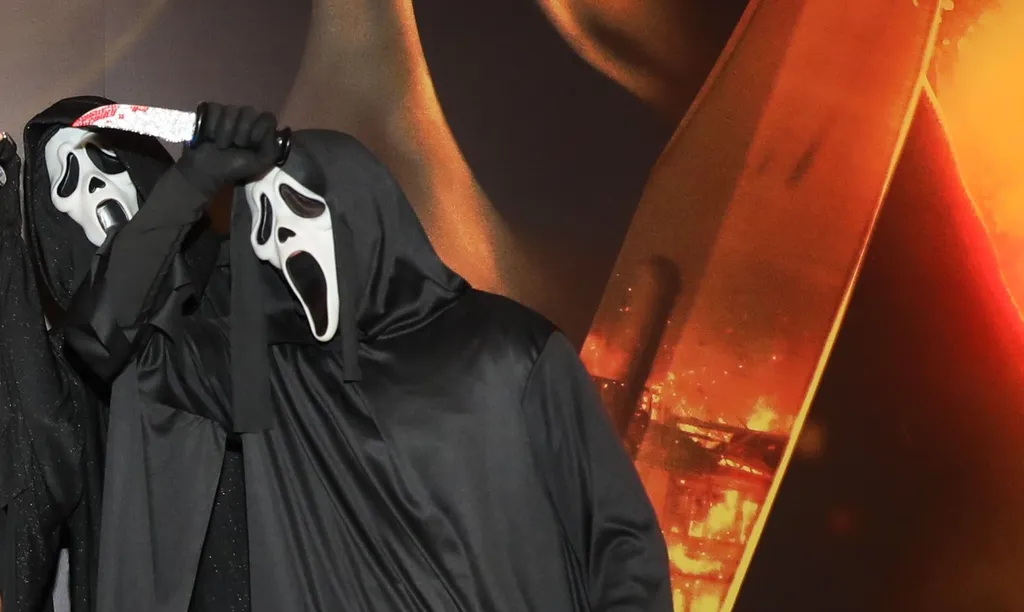 Nem csak statiszták, rajongók is érkeztek jelmezben