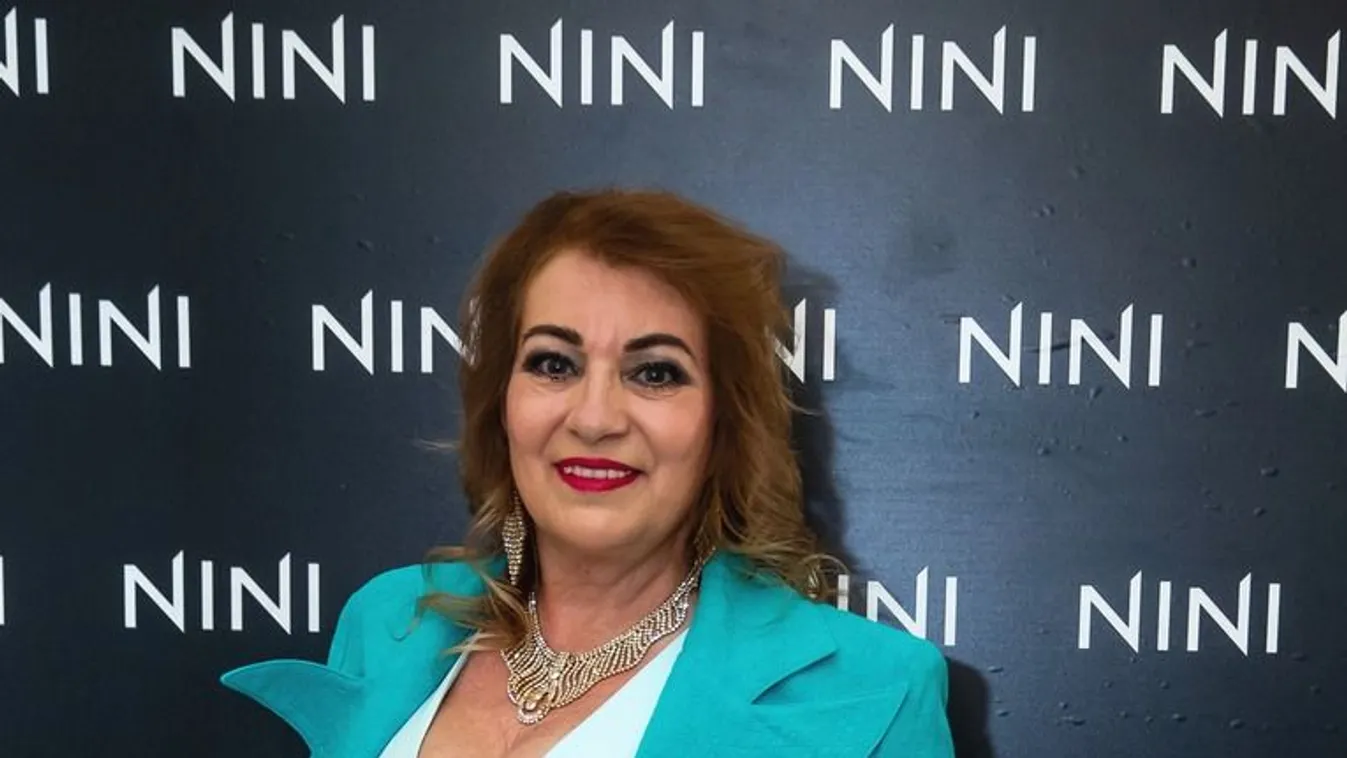 Rá sem lehet ismerni Kiszel Tündére: új külsővel hódít