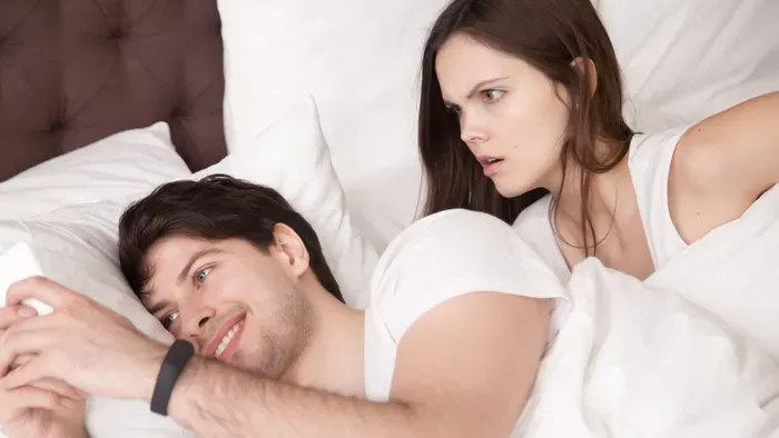 Jelek, melyekből kiderül, ha prostituálthoz jár a párod