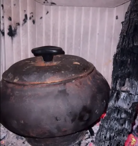 Minden praktika jól jön. Nehéz a túlélés. A háború mellett a fagy is megnehezíti az ukránok életét. 