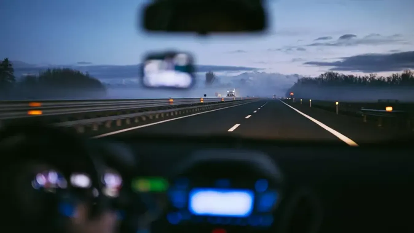 „Az úton csendben könyörögtem, hogy valaki ütközzön az autómnak” - Egy depressziós édesanya szívszorító vallomása