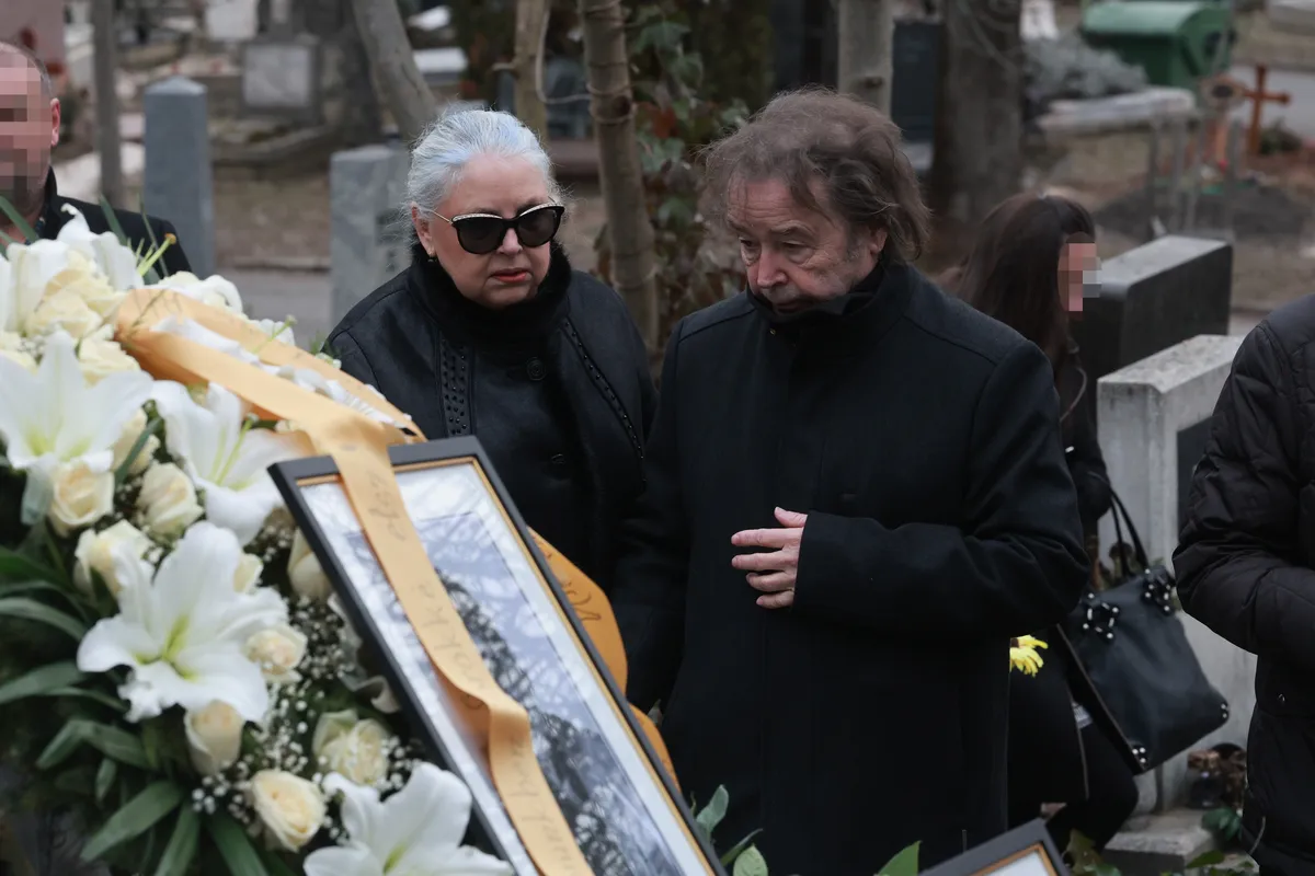 Szikora Róbert, Fenyő Miklós temetésén