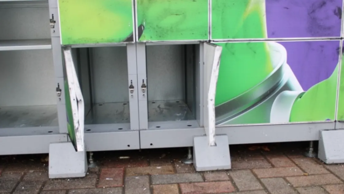 Saját rendeléseit lopta ki a csomagautomatából milliós értékben