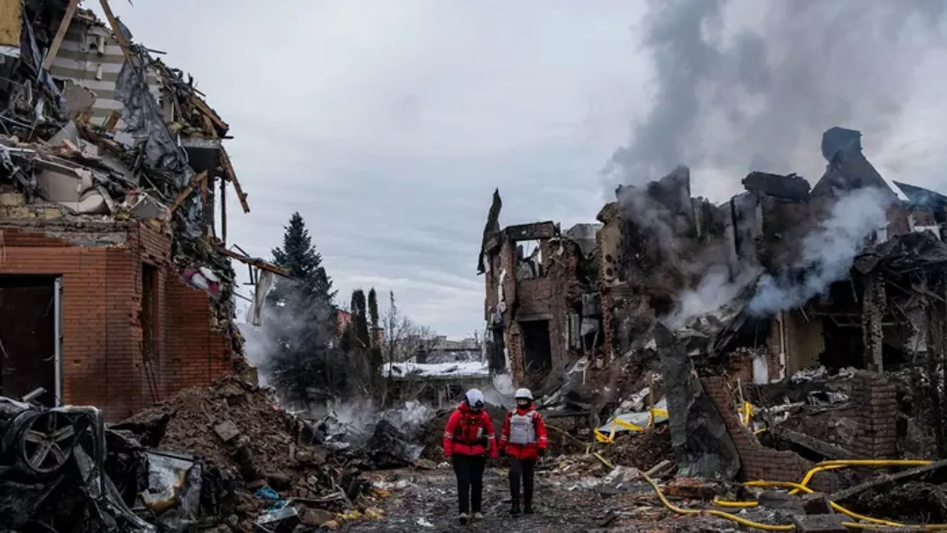 Négy éve tart a háború, de „a magyar családok pénzét nem adhatjuk a hálátlan ukránoknak!”