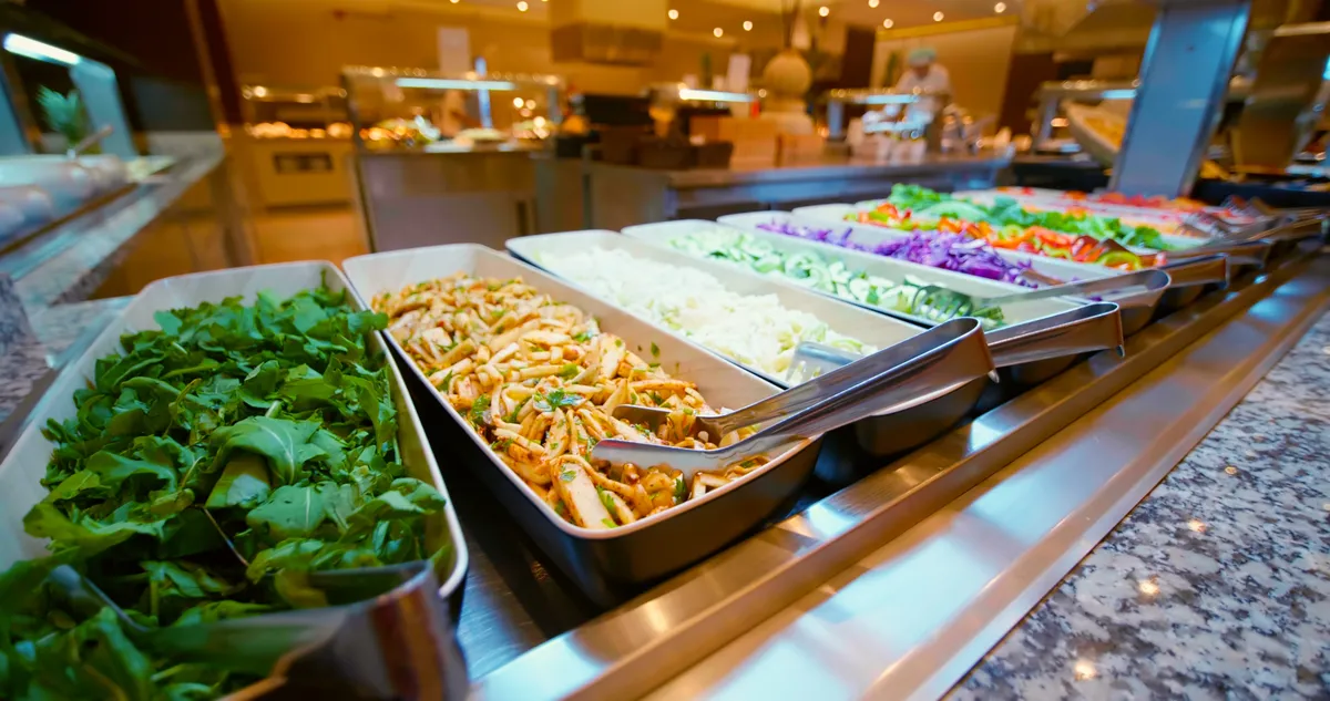 Egy all you can eat étterem svédasztala