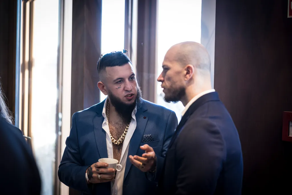 Jaber rapper is támogatja a kormány politikáját 