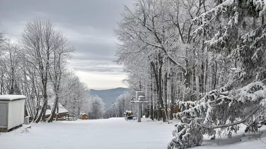Hótakaró borítja a Kékestetőt