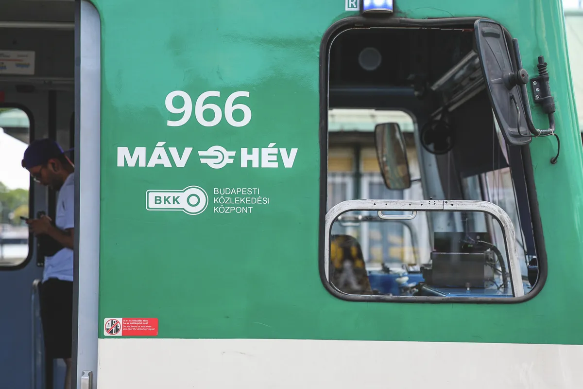 Gázolt a HÉV Pomáznál