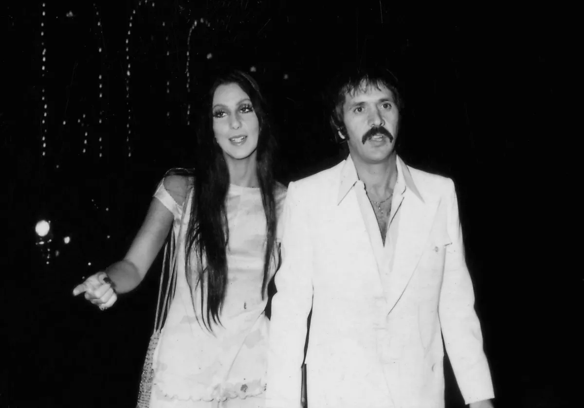 Cher és Sonny Bono hivatalosan 1969-ben házasodtak össze