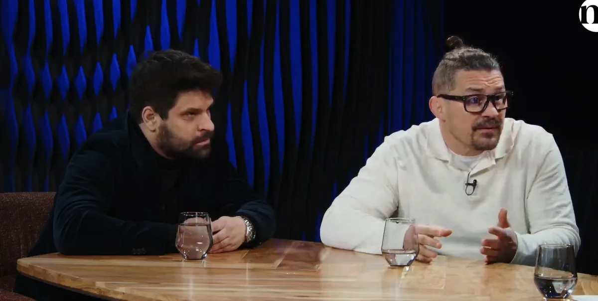 A Háborúellenes Gyűlés békéscsabai állomása előtt a Kincsvadászok sztárja is felszólalt a háború kérdésében