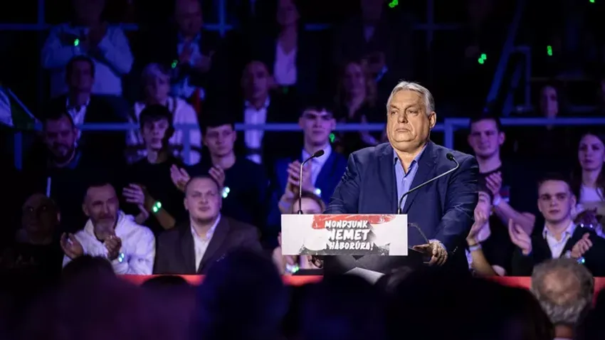 Orbán Viktor: Magyarországot nem lehet zsarolni