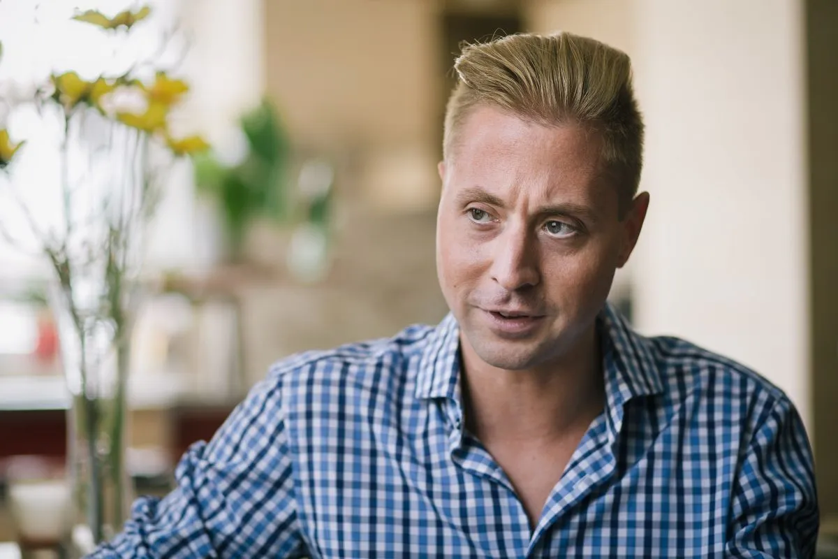 Dr. Makai Gábor klinikai szakpszichológus, akivel a tanult tehetetlenség pszichológiájáról beszélgettünk.