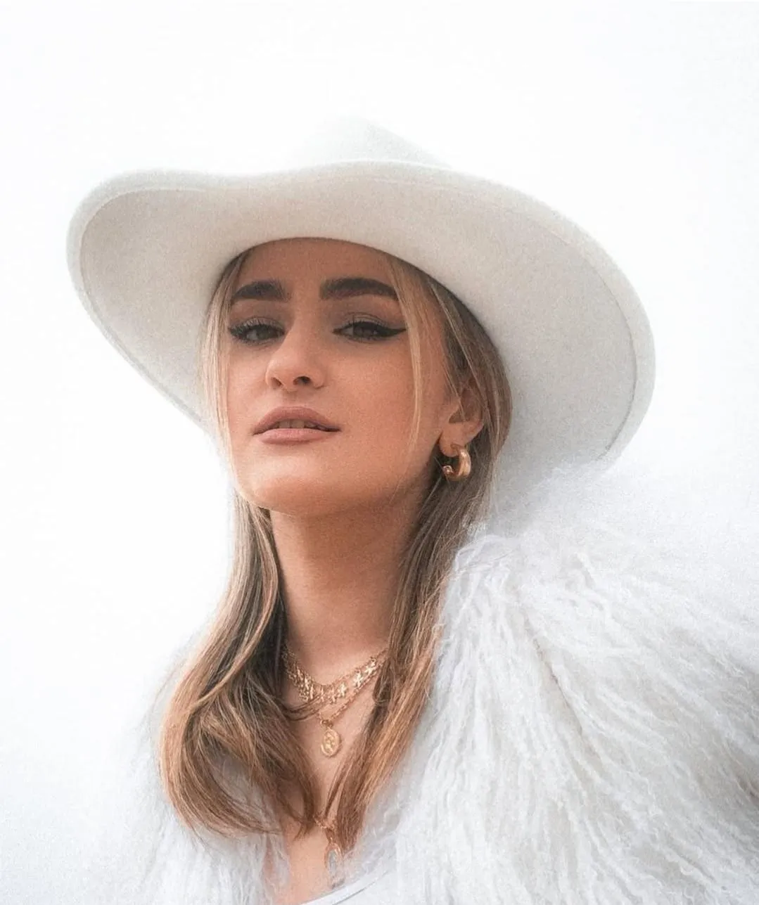 Az Ázsia Expressz sztárja külföldre vonult egy kicsit kikapcsolni.