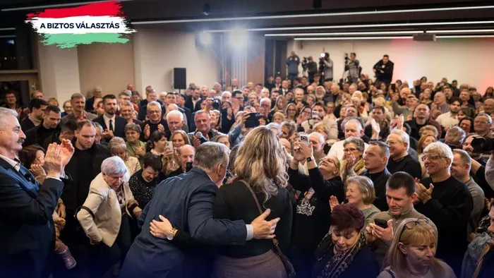 Orbán Viktor: Minket igazi emberek támogatnak