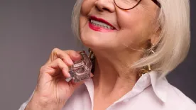 Így válaszd ki a tökéletes parfümöt 50 felett, ha elkápráztatnád a környezetedet