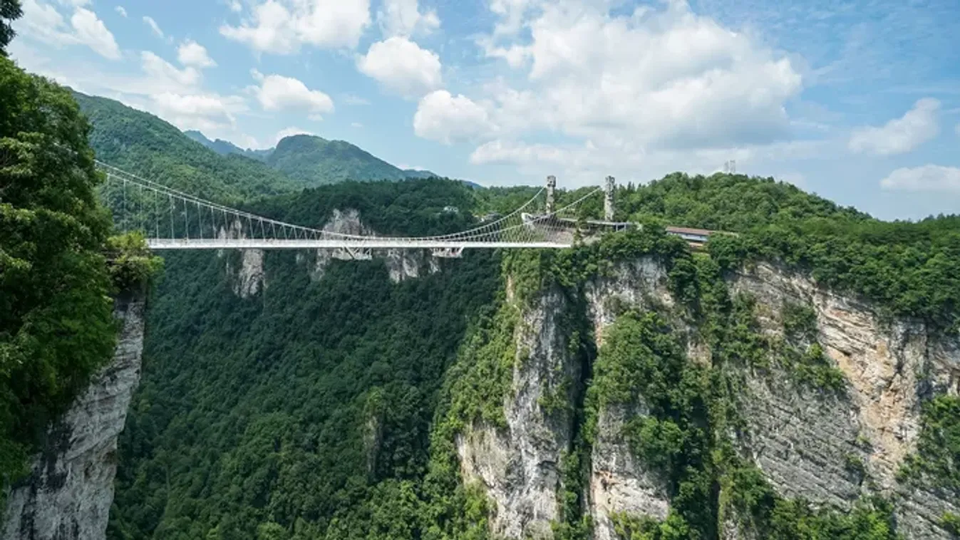 Ezek a világ legfélelmetesebb hídjai: ahol a tériszony igazi próbatétel